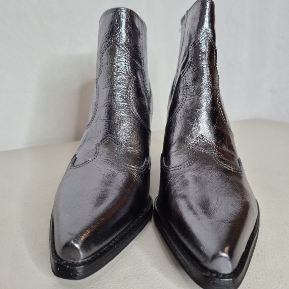 Sam Edelman Winona Silver Metallic Leather Western Style Booties - Size 7 - NWOB - Picture 9 of 16